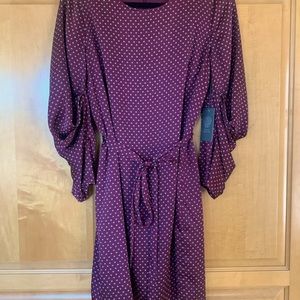 Vince Camuto Burgundy silky dress with belt and flowers